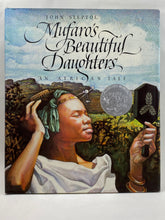 Load image into Gallery viewer, Mufaro&#39;s Beautiful Daughters 1987 Steptoe ISBN 10: 0688040454