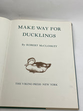 Load image into Gallery viewer, Make Way for Ducklings, Robert McCloskey 1963 ISBN 10: 0670451495